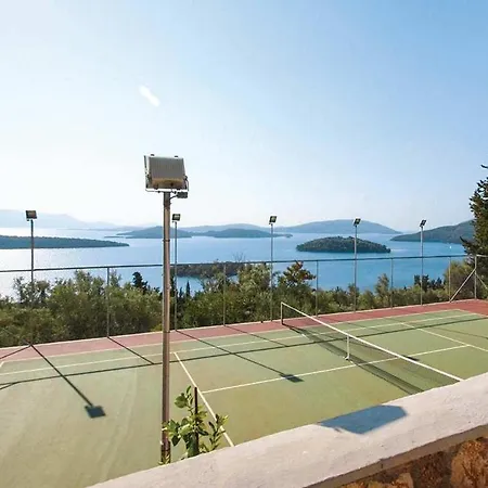 Perigiali Sleeps 6 Air Con Wifi Νυδρί